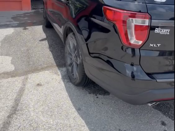 After: Ford Explorer XLT repaired and repainted at Daviel's in Tulsa